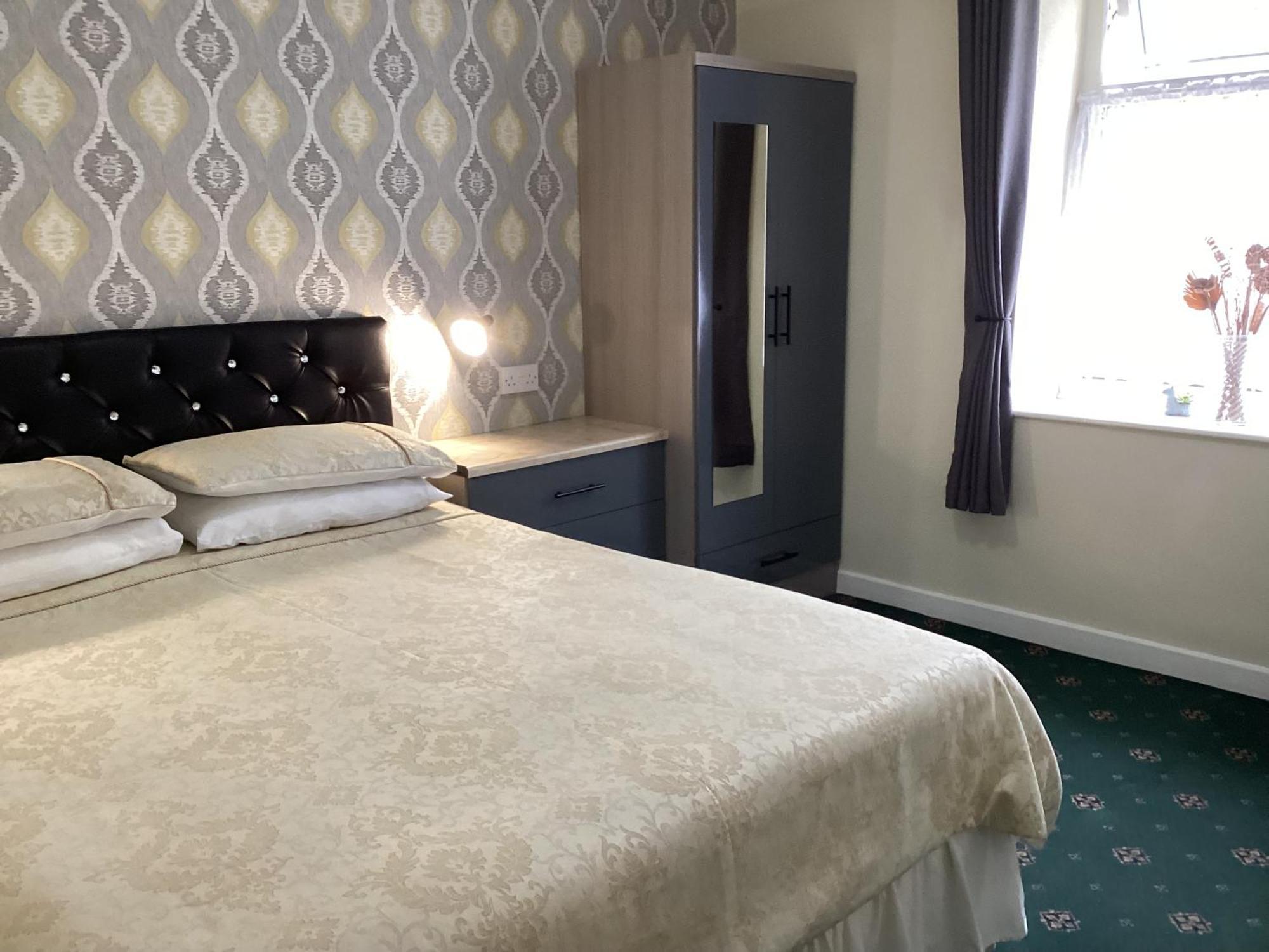 Myrtle House Hotel Блекпул Екстериор снимка