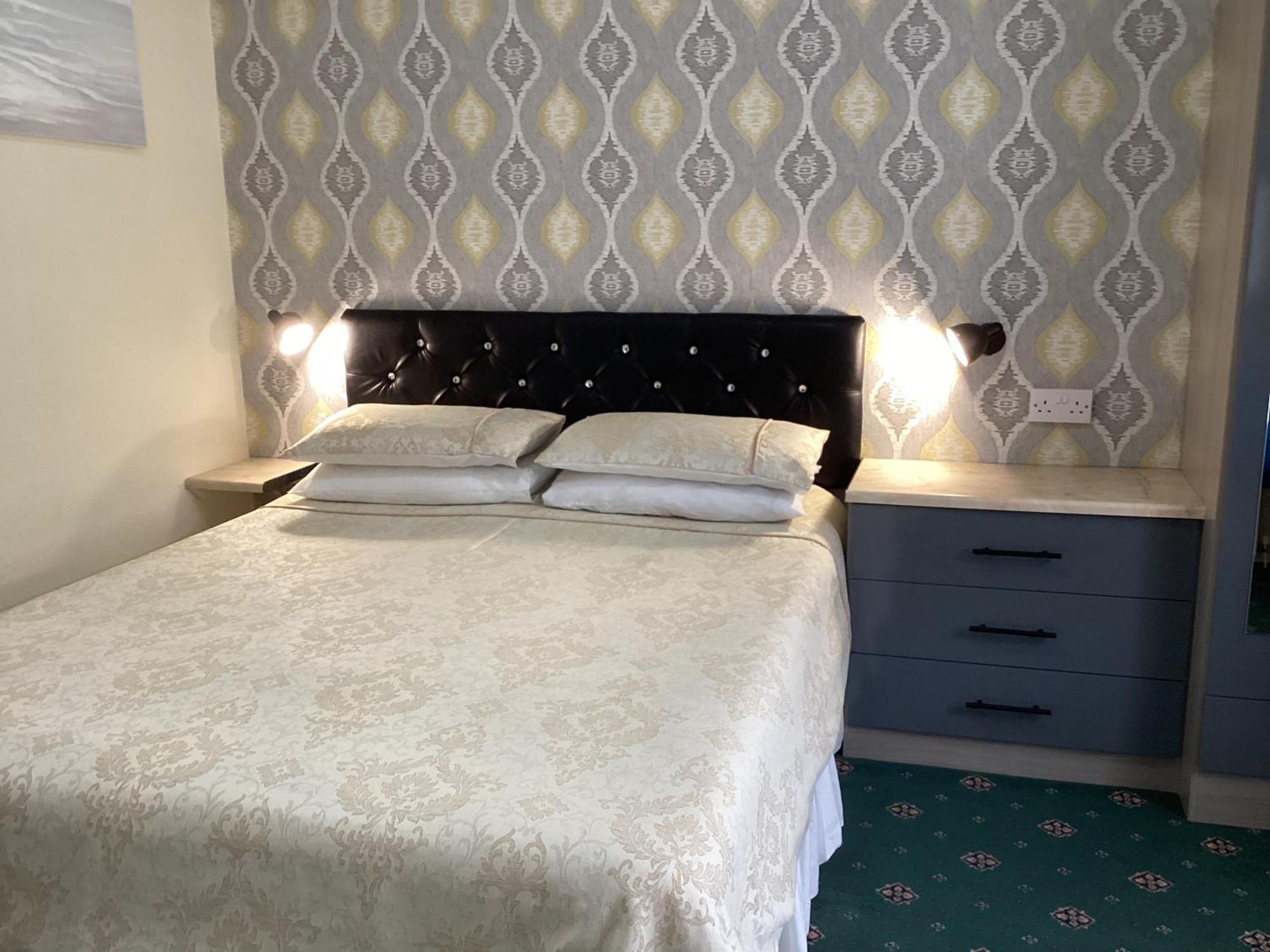 Myrtle House Hotel Блекпул Екстериор снимка